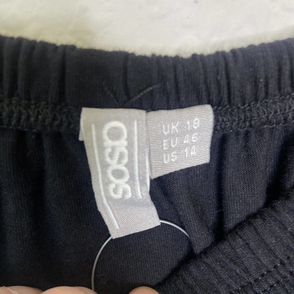 ASOS Off the Shoulder Flutter Sleeve Black Tunic Top 14 NWT - Picture 10 of 10